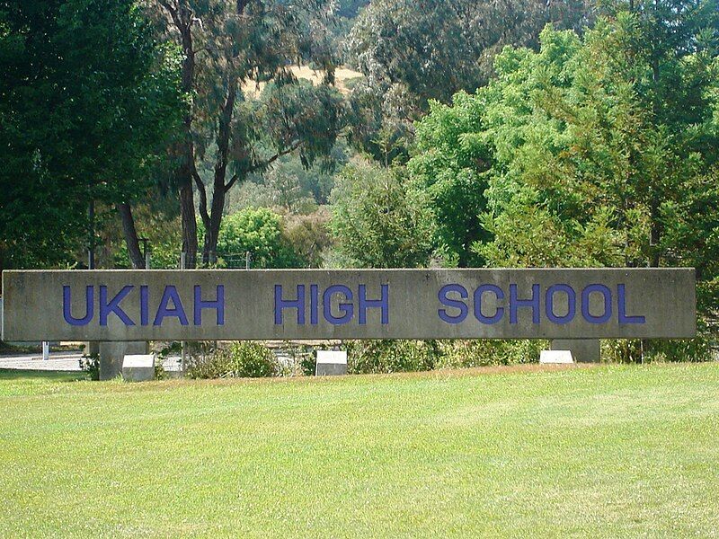 File:Ukiah High School.jpg