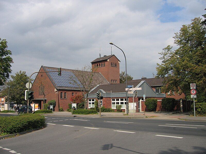 File:Verlautenheide-kirche.jpg