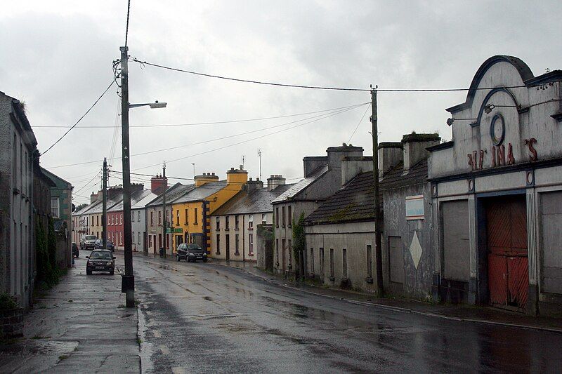 File:Ahascragh.JPG