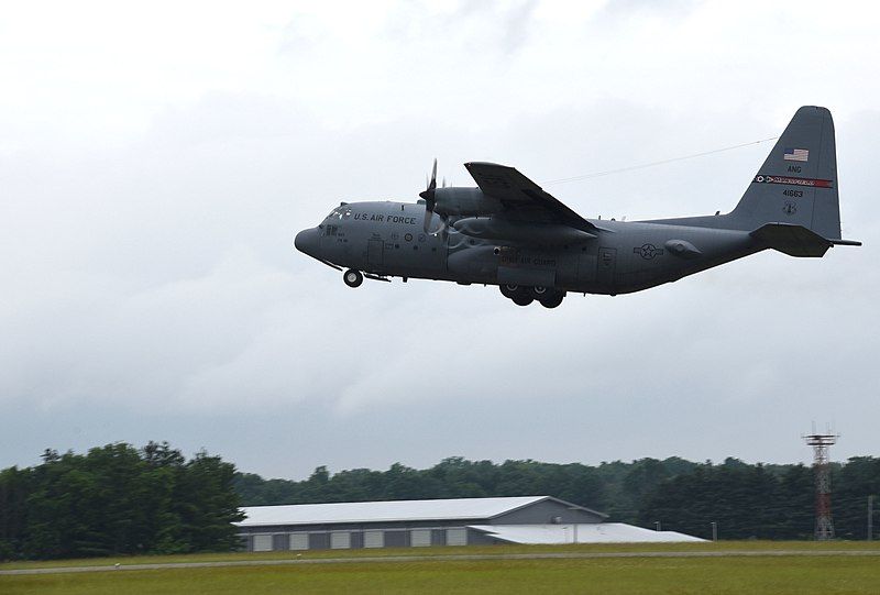 File:C-130H Hercules Take-Off.jpg