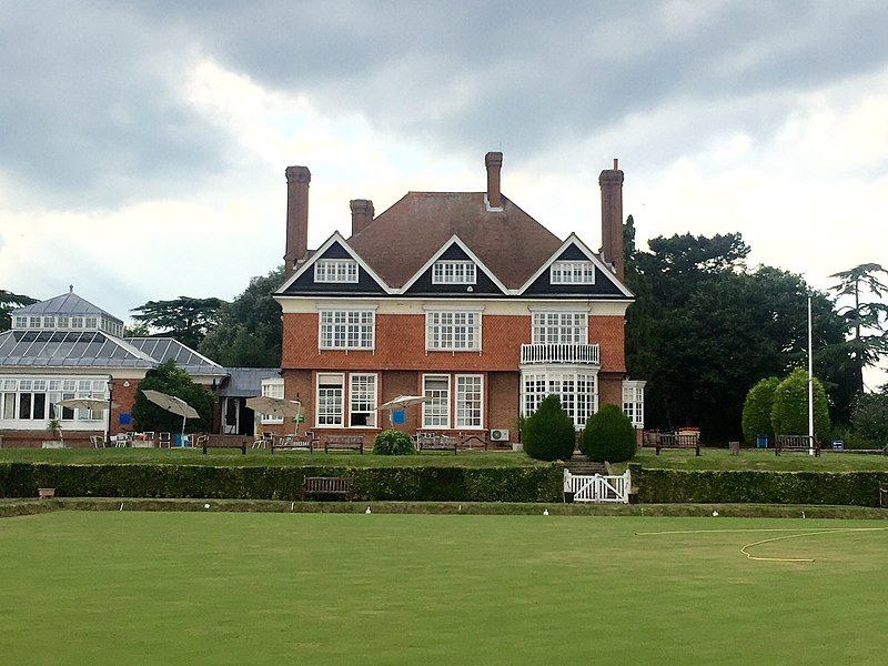 File:Chigwell Hall.jpg