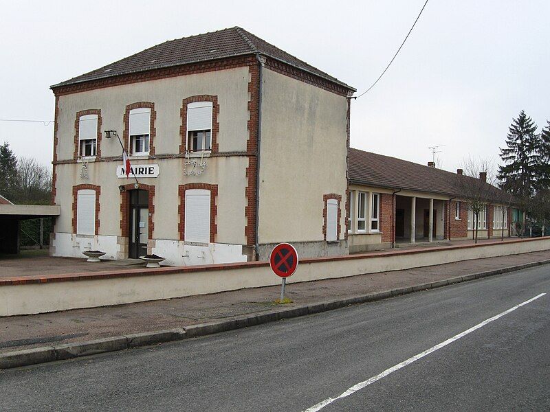 File:Dammarie-sur-Loing - 03.jpg