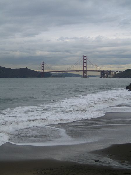 File:GoldenGatefromChinabeach.JPG