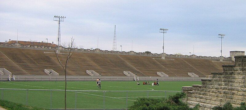 File:KSUMemorialStadium1.jpg