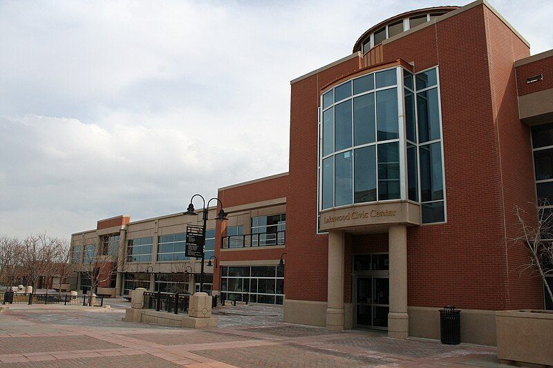 File:LakewoodCivicCenter.JPG