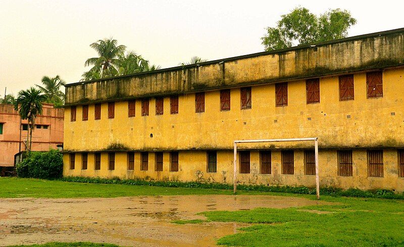 File:Nabagram Vidyapith Ground.jpg