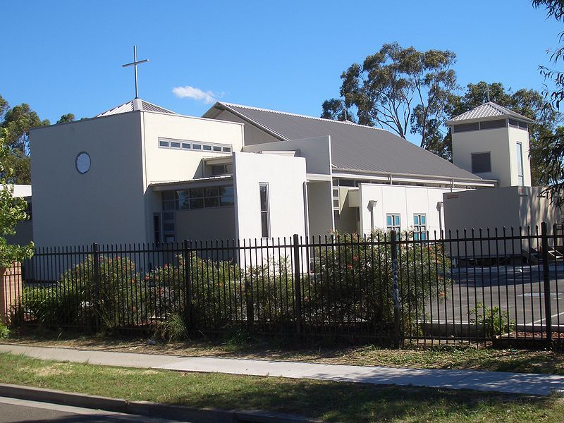 File:Wattle Grove church.JPG