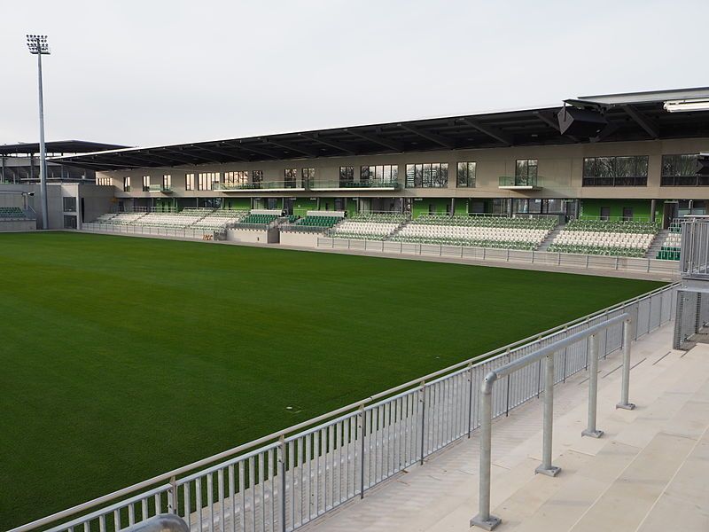 File:AOK Stadion.JPG