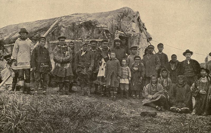 File:Anadyr residents 1906.JPG