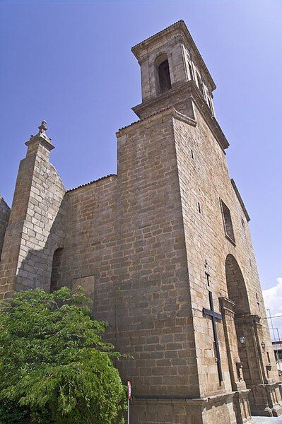 File:BelalcazarIglesia.jpg