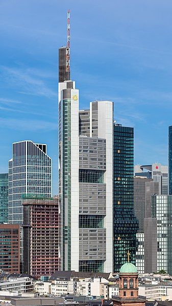 File:Commerzbank Tower Frankfurt.jpg