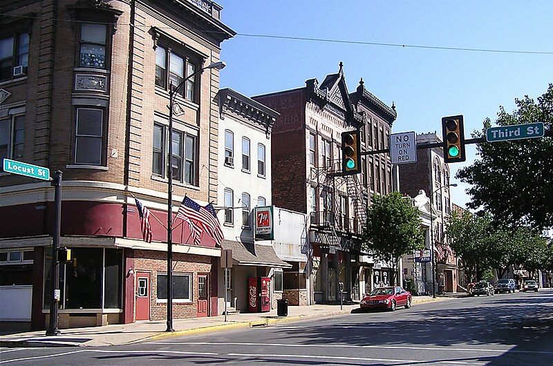 File:Downtown Columbia Pennsylvania.jpg