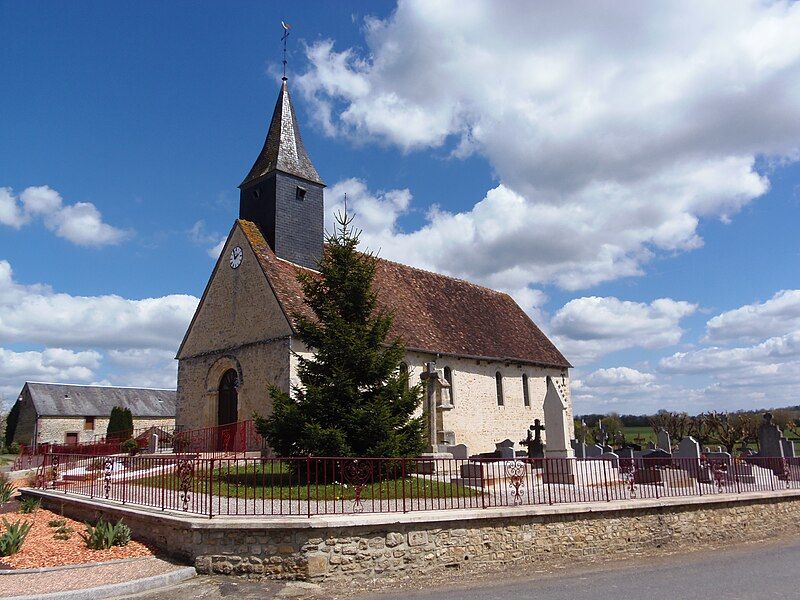 File:FranceNormandieLeMenilGuyonEglise.jpg