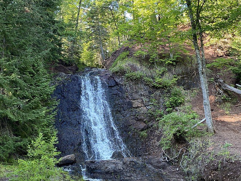 File:Haven Falls, Michigan.jpg