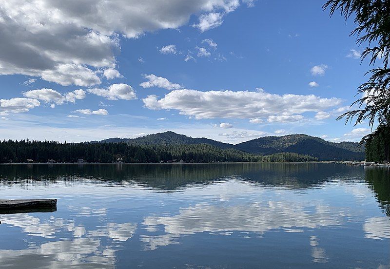 File:Newman Lake, WA.jpg