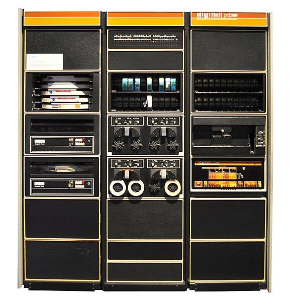 File:PDP8E Full Front.jpg