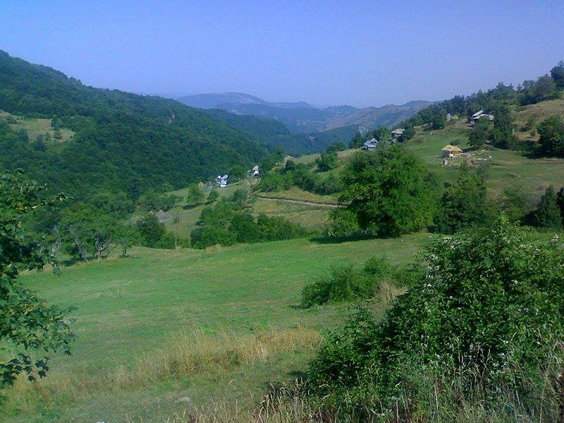 File:Panoramajezero.jpg