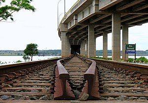 Rubinéia Bridge approach