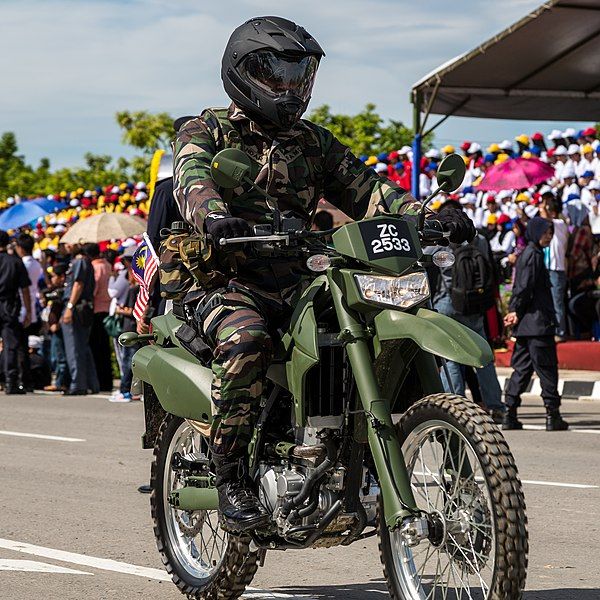 File:Sabah Malaysia Hari-Merdeka-2013-Parade-218.jpg