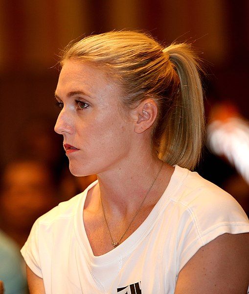 File:Sally Pearson 2015.jpg