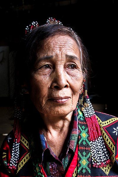 File:T'boli woman.jpg