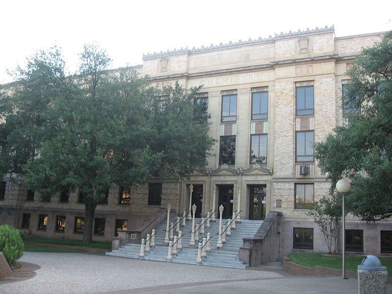 File:TAMU Chemistry.JPG