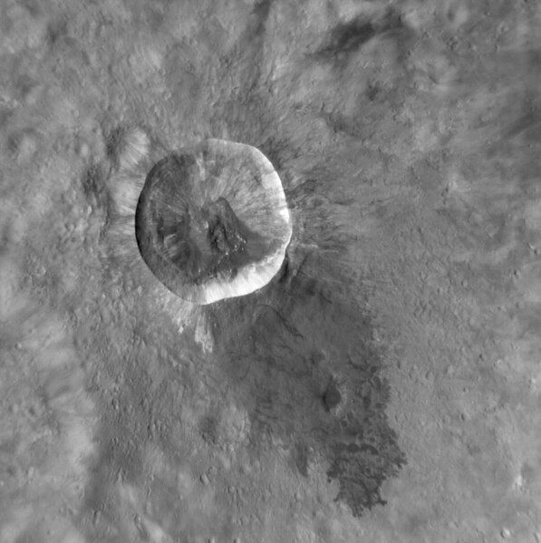 File:Waters crater EN0229495136M.jpg