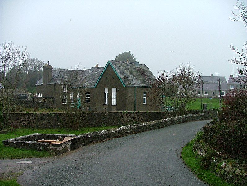 File:Ysgol Bryncroes.jpg