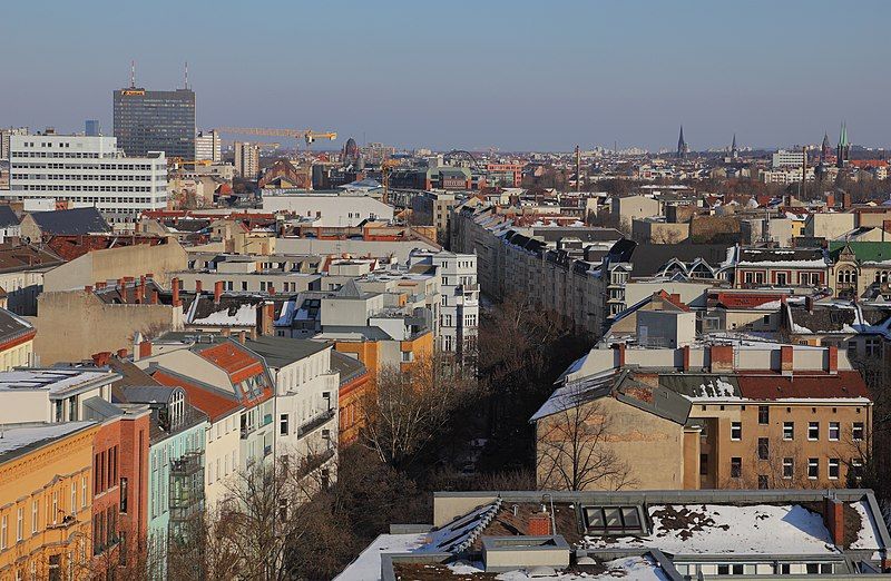 File:B-Tiergarten skyline Mrz13.jpg