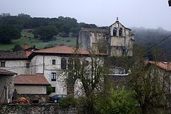 View of Cárcamo with its parish church visible