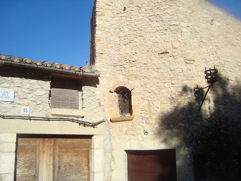 File:Casa dels Templaris.JPG