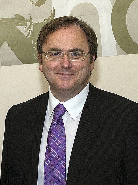 File:David Cairns (cropped).jpg