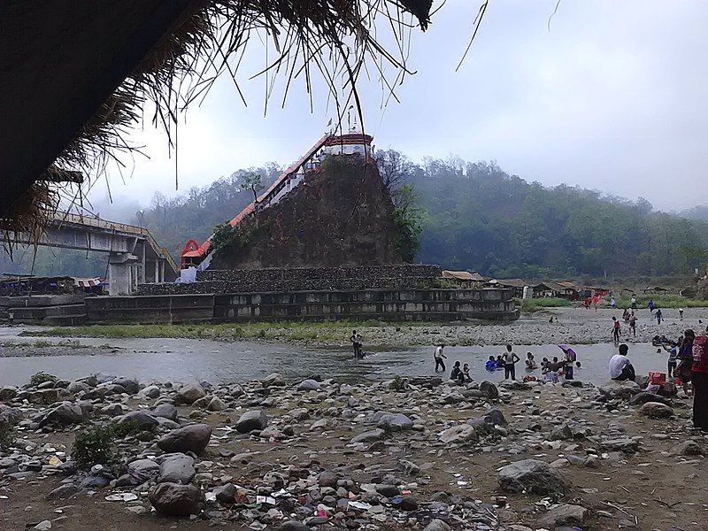 File:Garjiya Temple.jpg