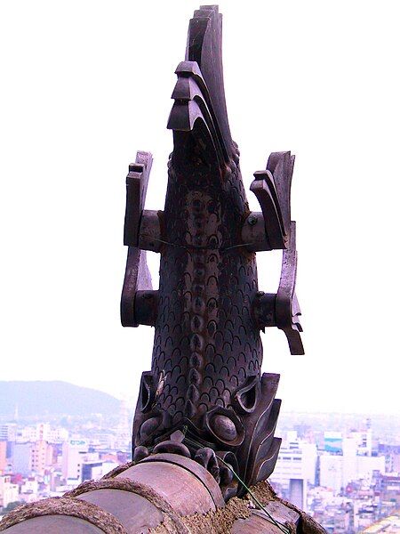 File:Himeji Castle gargoyle.jpg