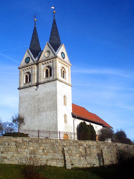 File:Kirche Minsleben.jpg