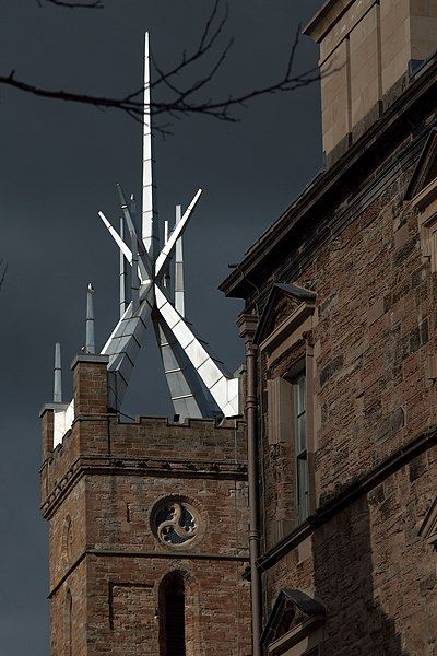 File:Linlithgow 2011 (5565320451).jpg