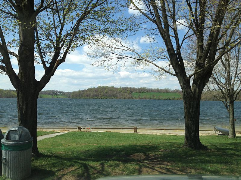 File:MarshCreekLake1.jpg