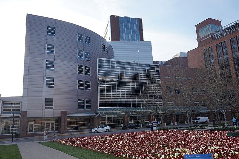 File:Ross Heart Hospital.jpg