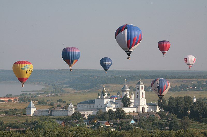 File:Никитский-монастырь-шелапутин-2010-1053.jpg