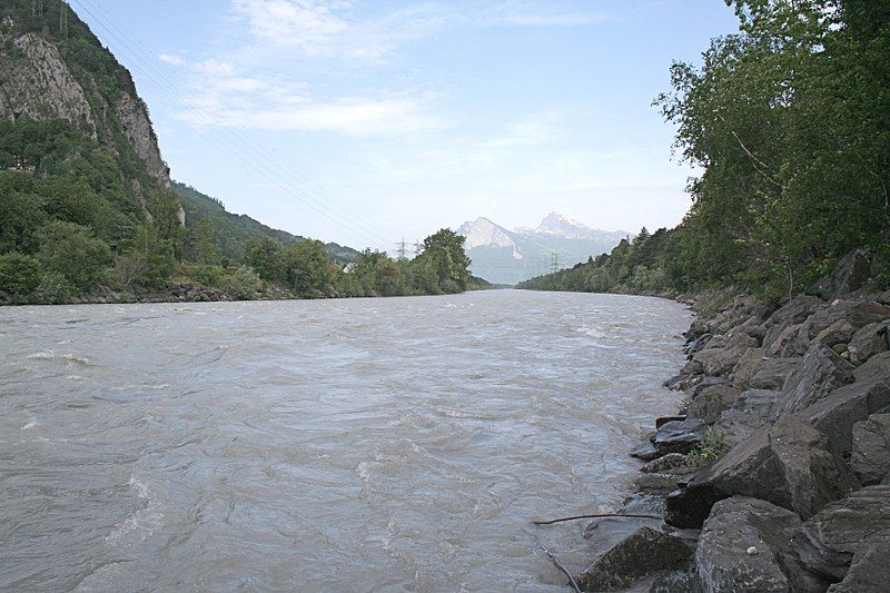 File:Alpenrhein Mastrils.jpg