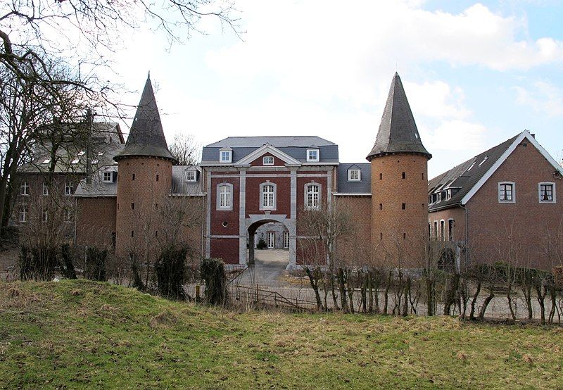 File:Burg Stockem Eupen.JPG