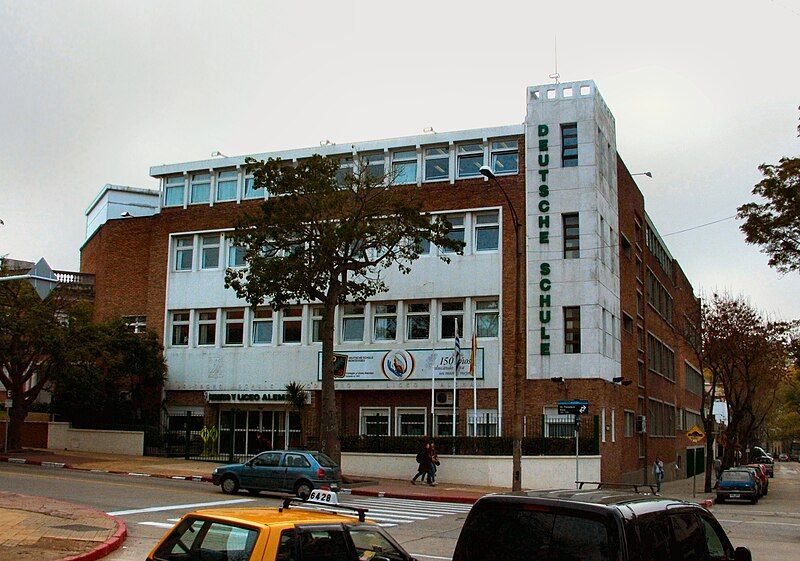 File:Deutsche Schule Montevideo.JPG