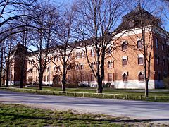 Chancery building and barracks I (from south)