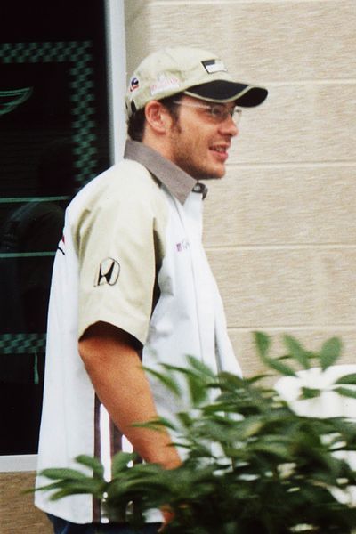 File:Jacques Villeneuve 2002.jpg