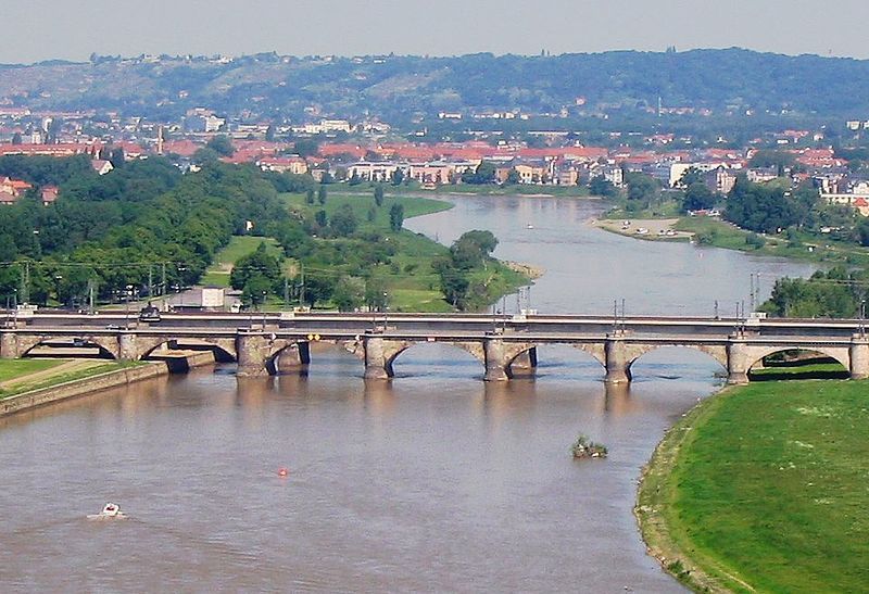 File:Marienbrücke Dresden.jpg