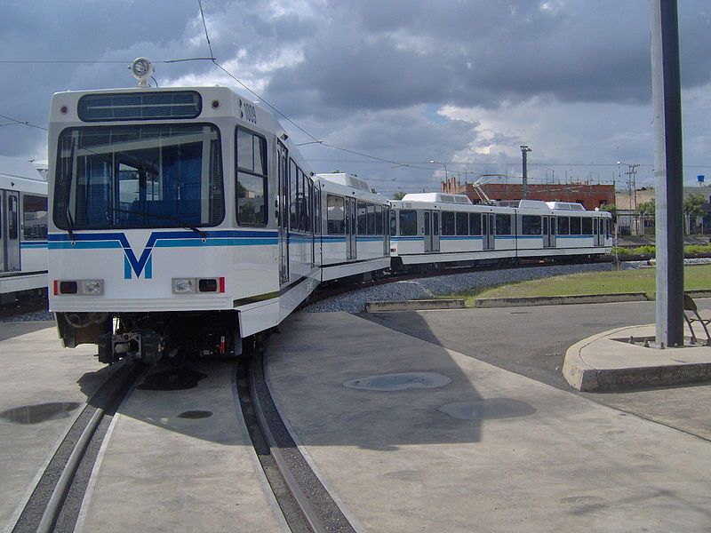 File:Metro de Valencia.jpg