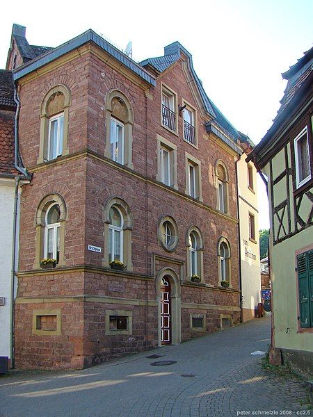 File:Neckarsteinach-altesynagoge.jpg