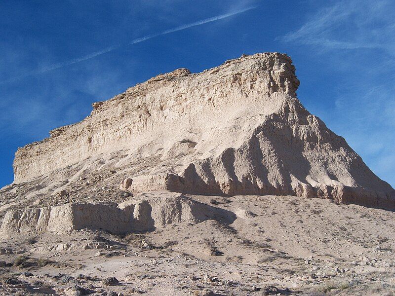 File:Pawnee Butte (West).JPG