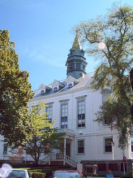 File:Provincetown Town Hall.JPG