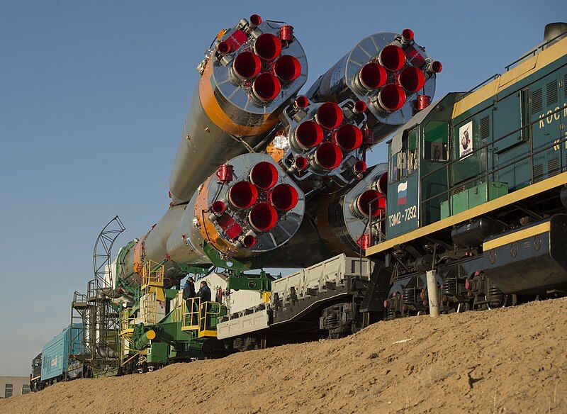 File:Soyuz Rolls Out.jpg